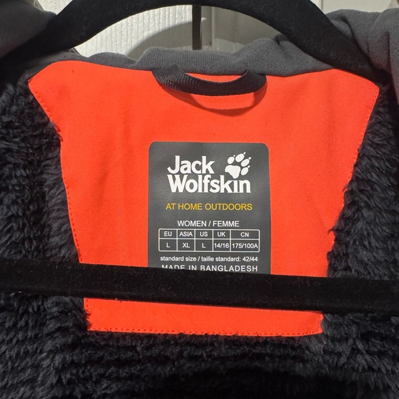 Jack Wolfskin Ski Jacket - Picture 3 of 4